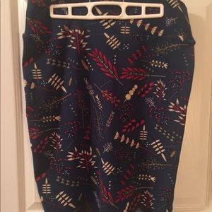LulaRoe Cassie skirt - size large